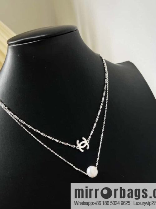 New ☑️ Chanel silver double pearl double c necklace