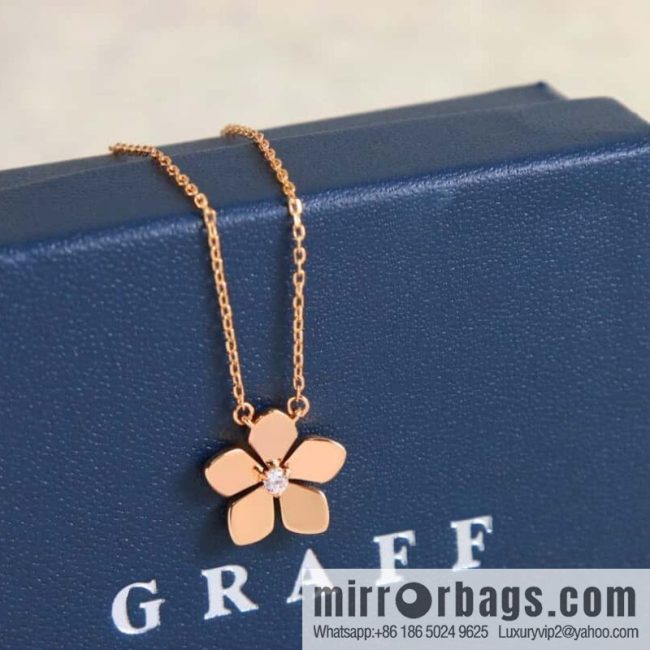 GRAFF Glossy flower necklace - Image 2