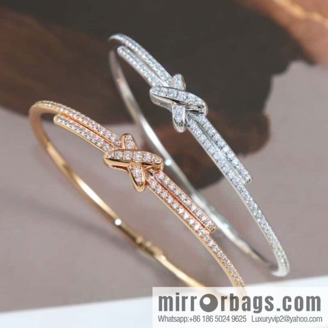 CHAUMET Jeux de Liens Edge Collection • Lifetime Collection • Edge, Full Diamond Cross Bracelet, Bracelet