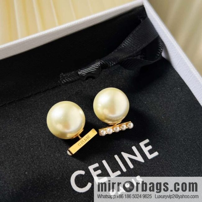 New ☑️ Celine pearl stud earrings