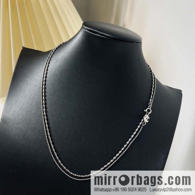 New ☑️ Chanel silver double layer double c necklace