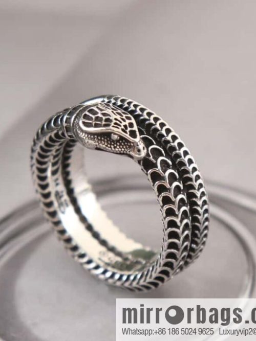 New Gucci gucci snake head ring