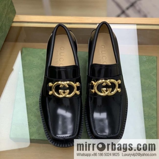 Gucci Gucci uses black smooth cow leather (fabric) carefully made men\'s loafers
