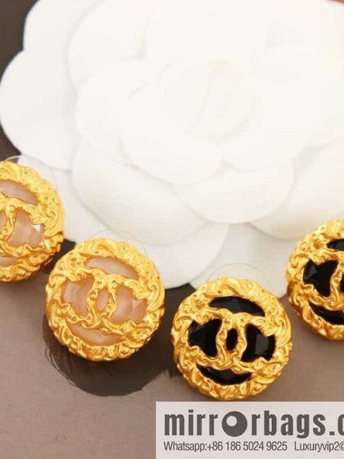 New ☑️ Chanel medieval series gold round double c earrings