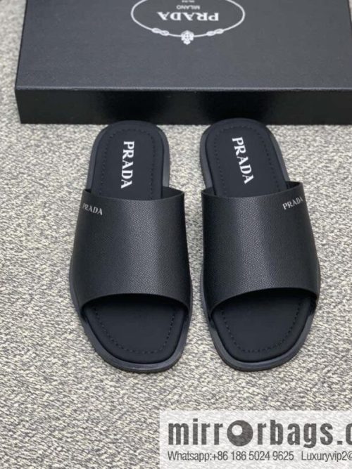 Prada uses black calfskin men\'s sandals