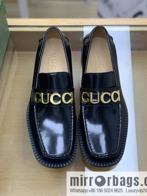 Gucci Gucci uses black smooth cow leather (fabric) carefully made men\'s loafers