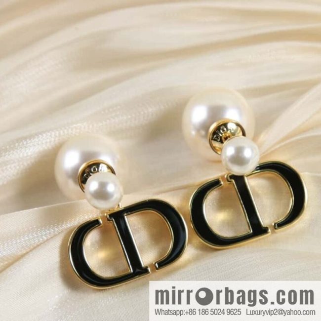 New ☑️ DIOR Dior size pearl CD stud earrings - Image 2