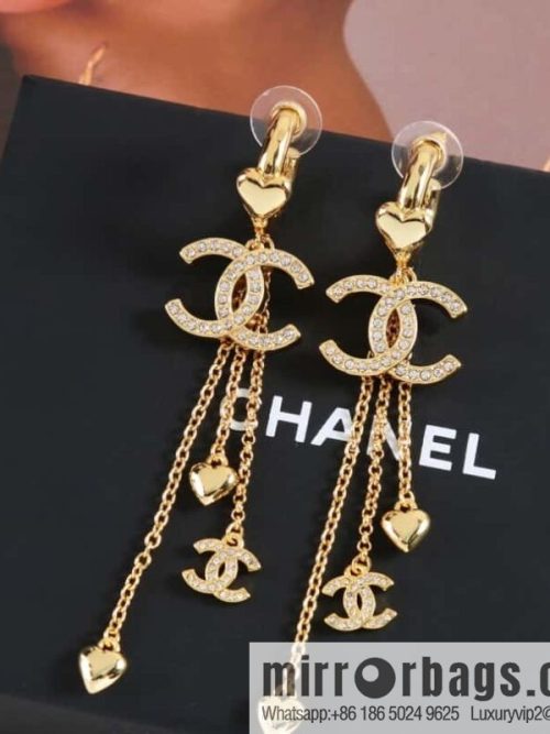 New ☑️ CHANEL Chanel c3 gold double c tassel love peach heart stud earrings