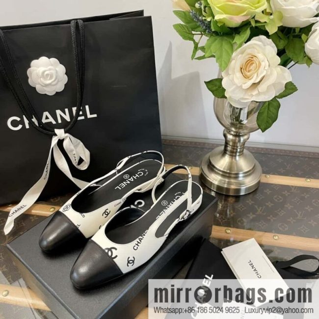 Chanel Chanel Xiaoxiang black and white color matching full logo thick heel sandals - Image 2