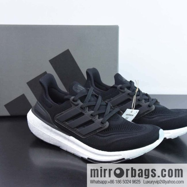 Adidas ULTRA BOOST LIGHT cushioning sports and leisure lightweight breathable running shoes, item number: GY9351