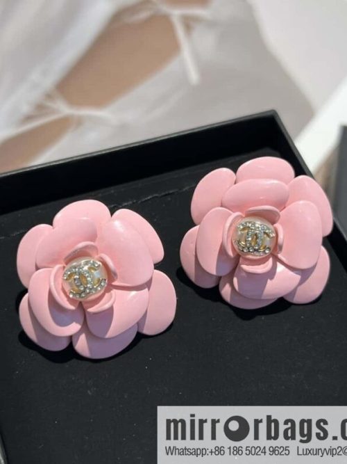 New ☑️ CHANEL Chanel c1 double c pink camellia stud earrings