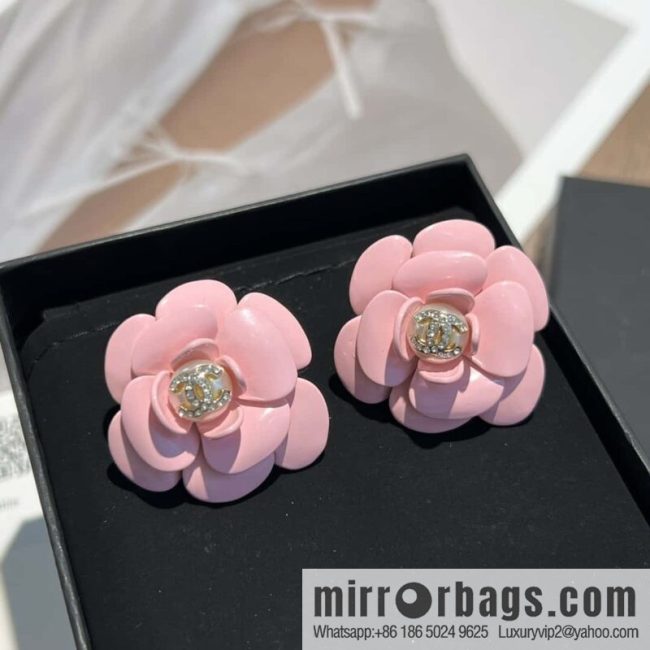 New ☑️ CHANEL Chanel c1 double c pink camellia stud earrings