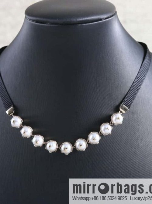 New ☑️ DIOR Dior 9 pearl necklace necklace