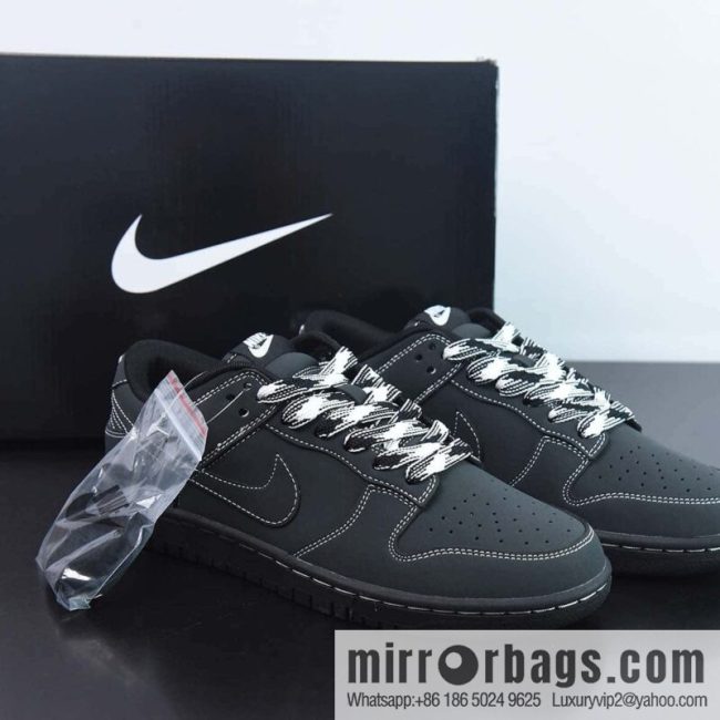 Nike SB Dunk Low Darth Vader Unisex sneakers item number: DF0517-221