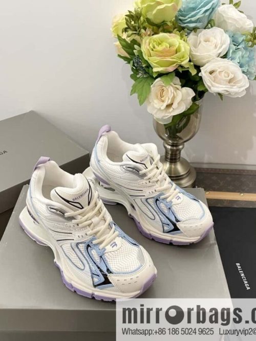 𝐁𝐚𝐥𝐞𝐧𝐜𝐢𝐚𝐠𝐚|||𝐗-𝐏𝐚𝐧𝐝𝐞𝐫 series. Vintage old spring shoes