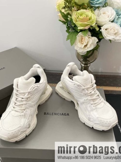 𝐁𝐚𝐥𝐞𝐧𝐜𝐢𝐚𝐠𝐚|||𝐗-𝐏𝐚𝐧𝐝𝐞𝐫 series. Vintage old spring shoes