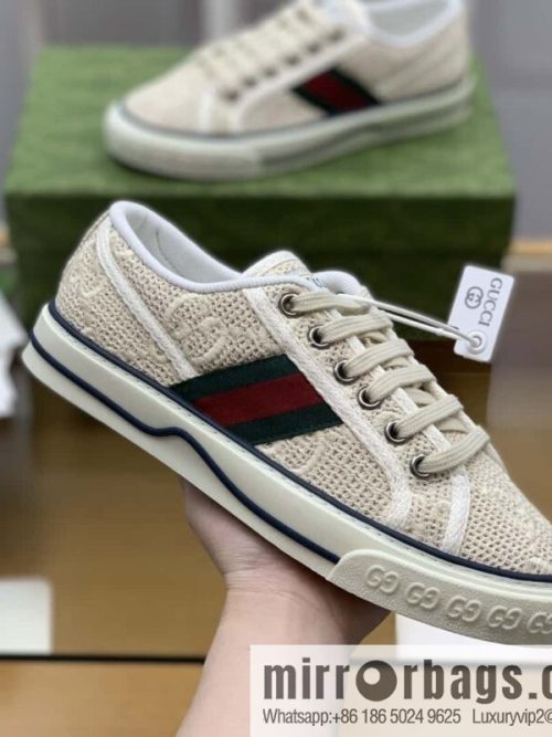 Gucci Gucci uses GG embroidery cotton crocheted fabric [G home 1977 Unisex canvas shoes]