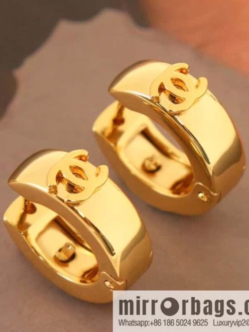 New ☑️ Chanel medieval series gold double c semicircular earrings