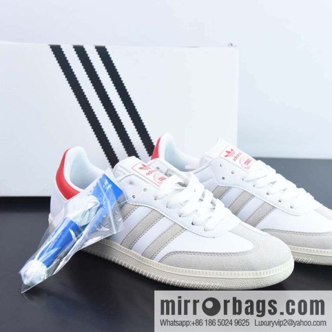 KITH x Adidas Originals Samba OG \"Classics Program\" Samba Series Gentlemen\'s German Training Football Versatile leather (fabric) board shoes \"Joint white light gray red tail bronzing\" Item number: GY2544