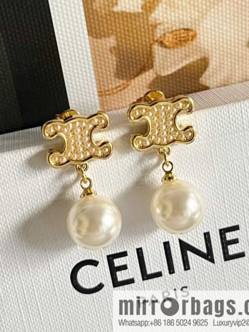 New ☑️ Celine Arc de Triomphe pearl stud earrings