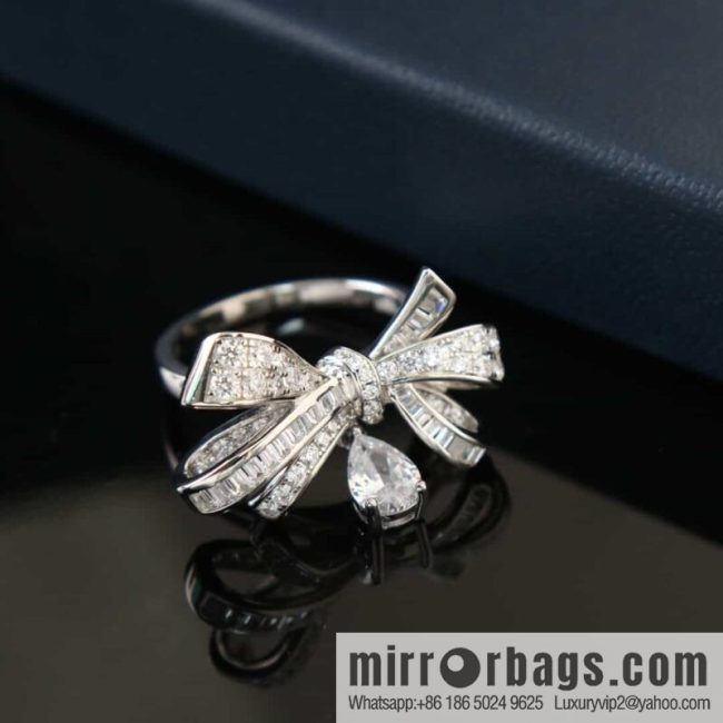 GRAFF full diamond bow droplet ring