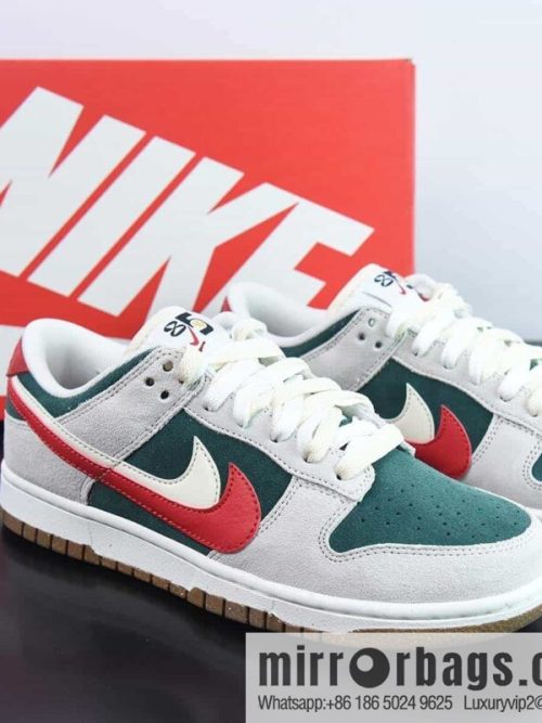 NIKE SB Dunk Low sports and leisure low-top board shoes, double hook, beige red and green, item number: DO9457-127