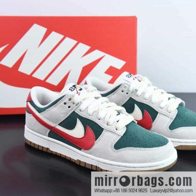 NIKE SB Dunk Low sports and leisure low-top board shoes, double hook, beige red and green, item number: DO9457-127