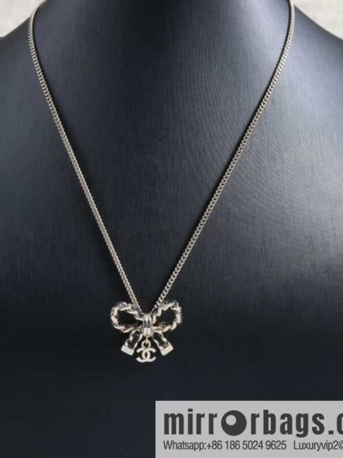 New ☑️ CHANEL Chanel double c black leather rope bow necklace