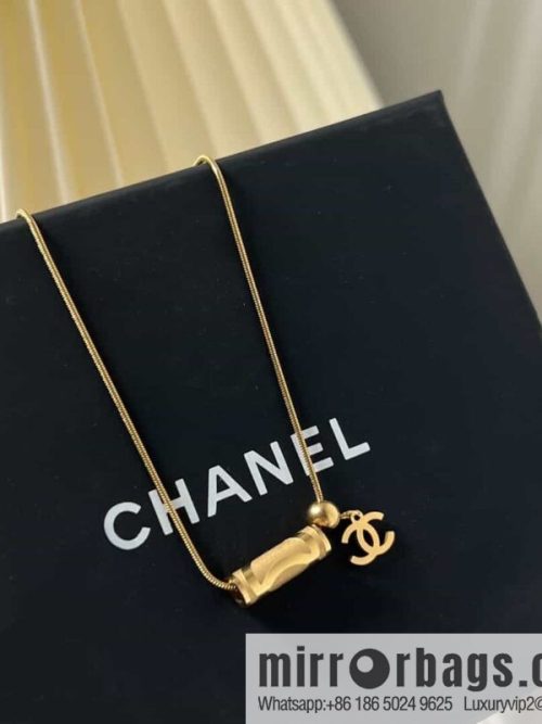 New ☑️ CHANEL Chanel gold cylinder double c necklace