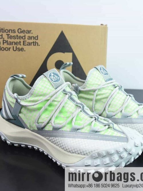 Nike ACG Mountain Flying Low GORE-TEX Outdoor hiking sneakers/neon green Part Number: DJ4030 001
