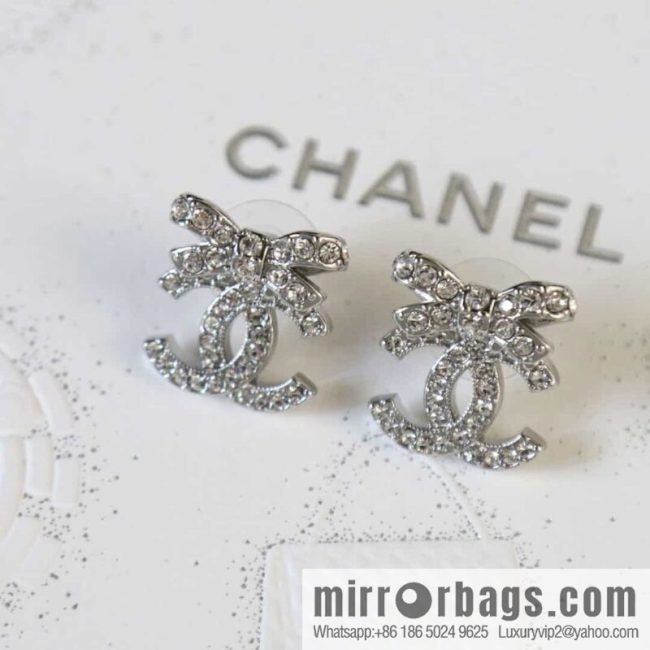 New ☑️ CHANEL Chanel C1 double c bow full diamond stud earrings - Image 2