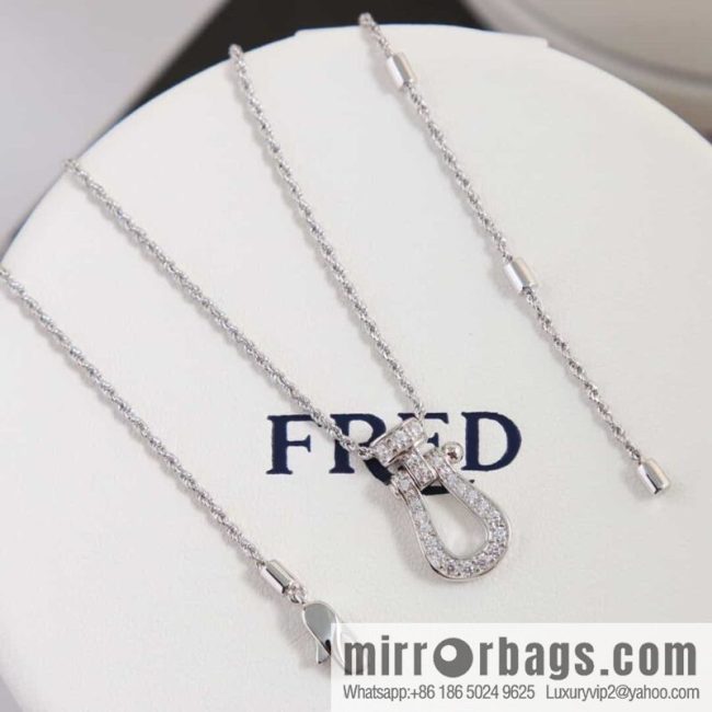 Fred\'s diamond horseshoe necklace - Image 3