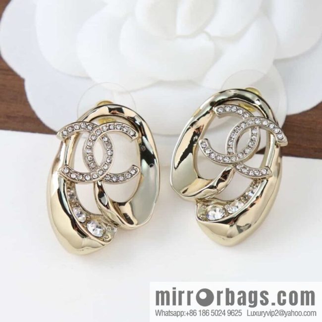 New ☑️ CHANEL Chanel C1 double c gold oval hollow stud earrings