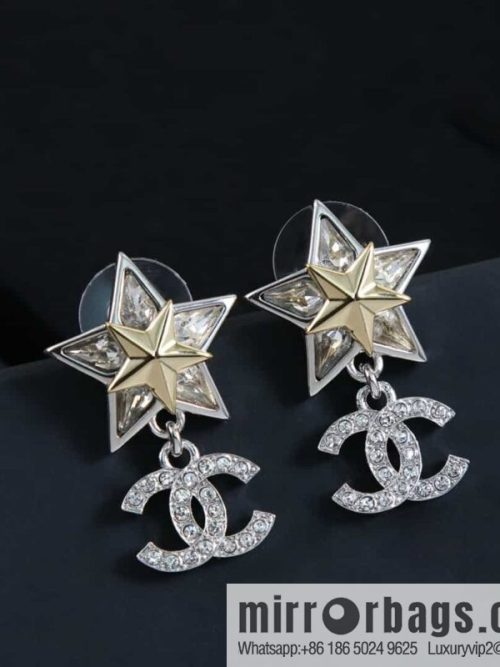 New ☑️ CHANEL Chanel c2 full diamond double c pentagram earrings