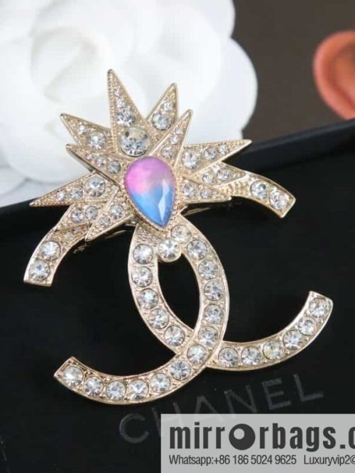 New ☑️ Chanel Double C Full Diamond Double C Brooch