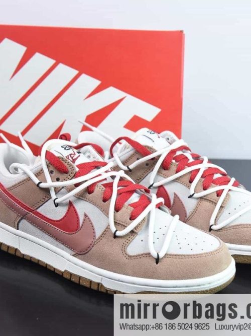 Dunk se white, brown and red SB low-top board shoes, straps, item number: D09457-130