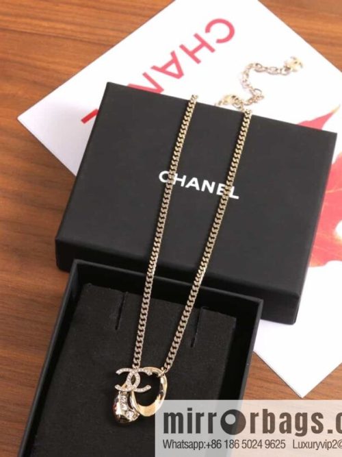 New ☑️ CHANEL Chanel double c gold oval cut-out necklace