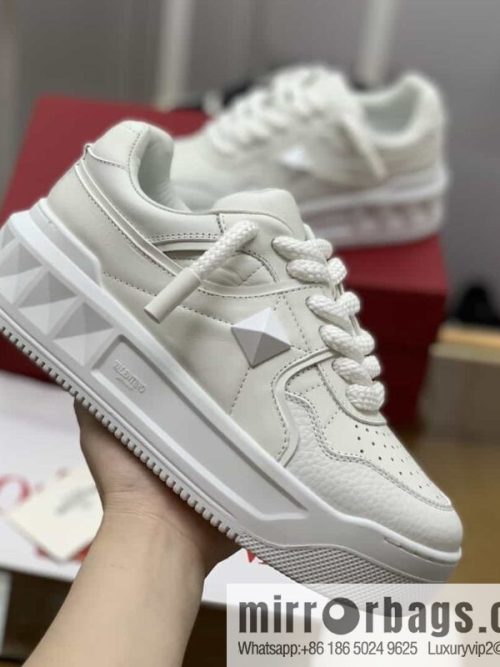 VALENTINO Valentino with sheepskin His & Hers low-top sneakers