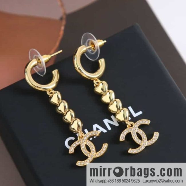 New ☑️ CHANEL Chanel c3 double c love peach heart stud earrings