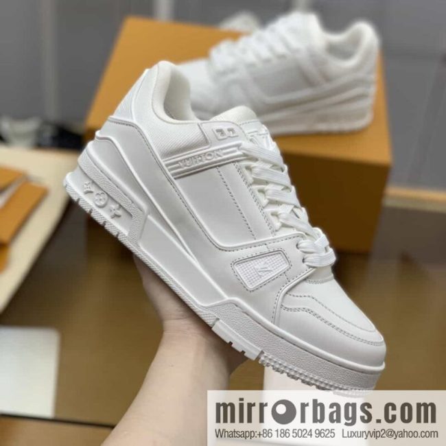 LV/Louis Vuitton His & Hers sports and leisure shoes made of white calfskin