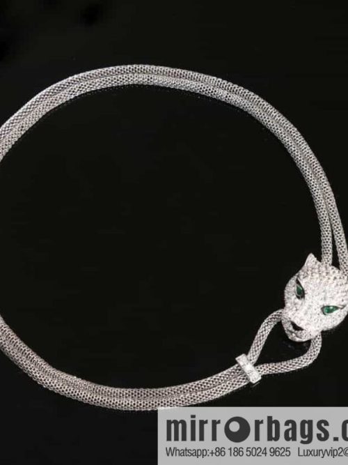 Cartier PANTHÜRE DECARTIER Jungle series full of diamonds leopard necklace