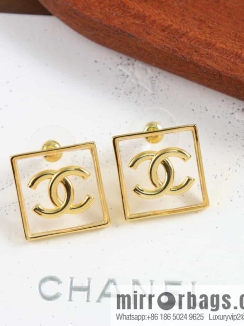 New ☑️ Chanel c1 double c square acrylic stud earrings