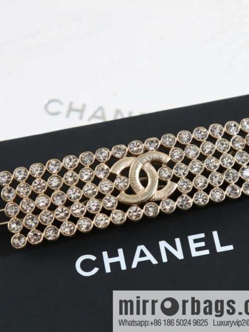 New ☑️ Chanel double c full diamond hairpin hairpin