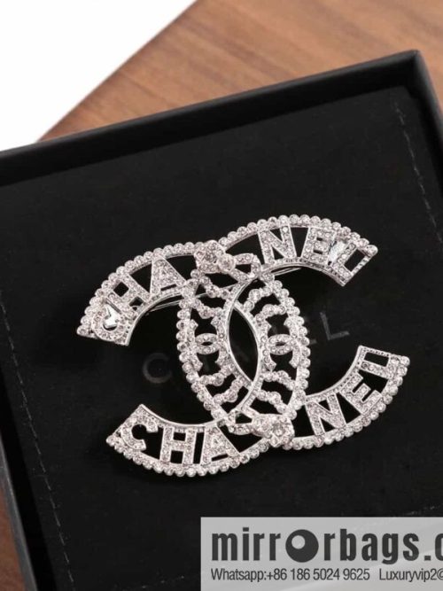 New ☑️ Chanel double c hollow full diamond brooch
