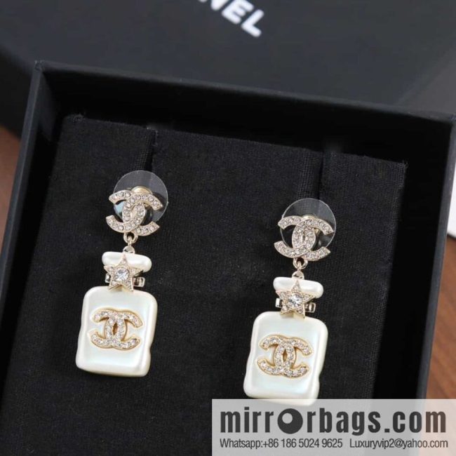 New ☑️ CHANEL CHANEL c2 double c perfume bottle stud earrings