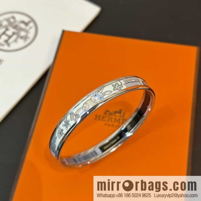 HERMES TEA FOR TWO BANGLE Rabbit 🐰 Bracelet - Image 6