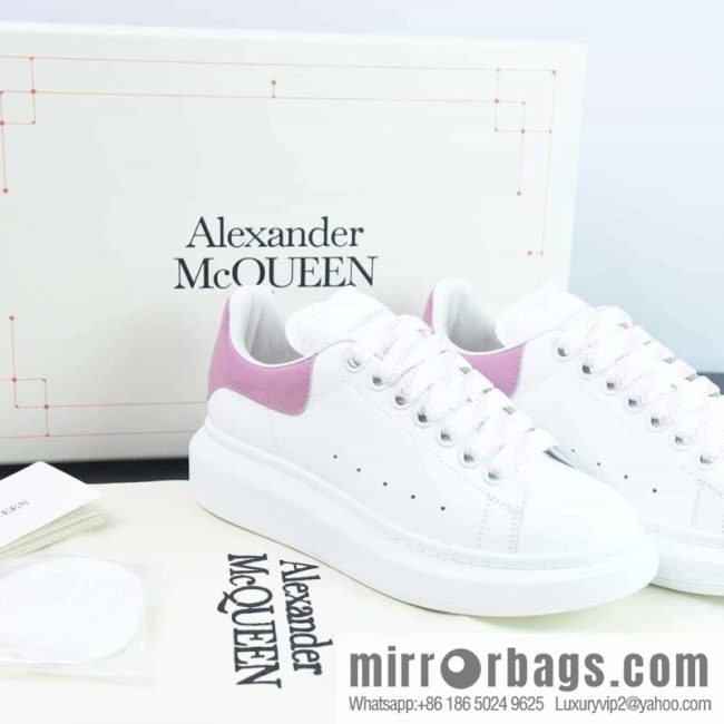 Alexander McQueen/Alexander McQueen, white shoes with thick soles