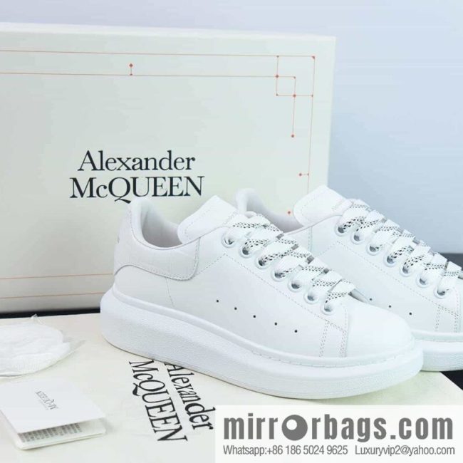 Alexander McQueen/Alexander McQueen, white shoes with thick soles