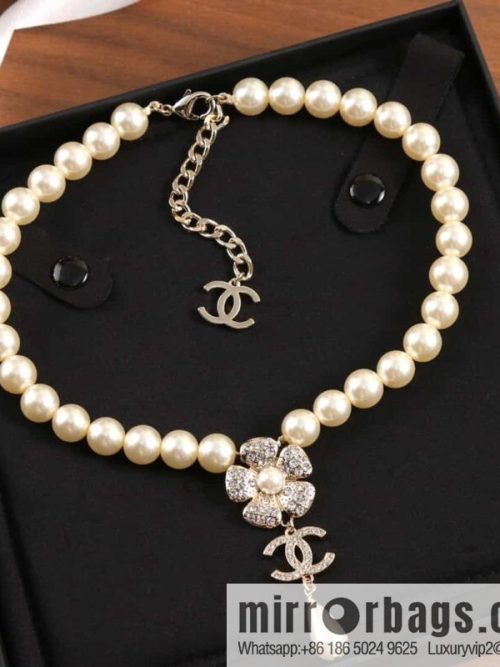 New ☑️ Chanel Full Diamond Double C Flower Pearl Necklace