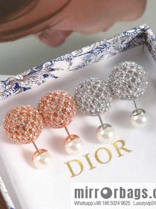 New ☑️ DIOR full diamond pearl stud earrings